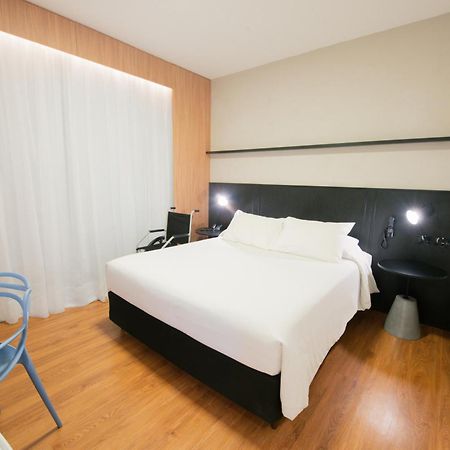 Ibis Curitiba Shopping Hotel Exterior photo