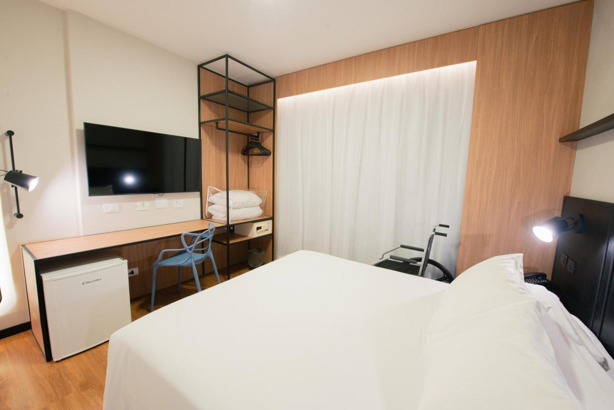 Ibis Curitiba Shopping Hotel Exterior photo